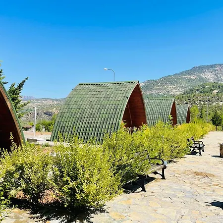 Отель Zeyve Tatil Koeyue Karaman